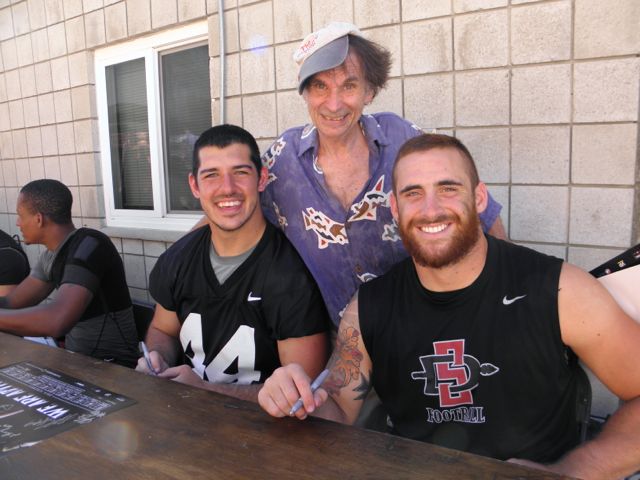 http://curezone.com/upload/Blogs/Your_Enchanted_Gardener/Cody_Galea_47_Adam_Roberts_45_Leslie_Goldman_Your_EG_Aztec_FAN.jpg