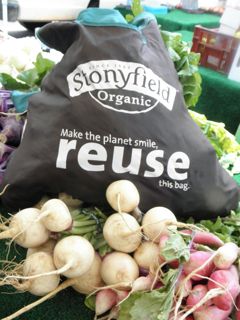 http://curezone.com/upload/Blogs/Your_Enchanted_Gardener/Stonyfield_Farm_bag_FM.jpg