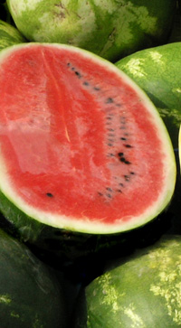 http://curezone.com/upload/Photos/Juices_and_Frui/watermelon_c.jpg